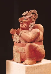 Antropomorf tömjénező, Guatemalából, klasszikus időszak, 250-600 (terrakotta)